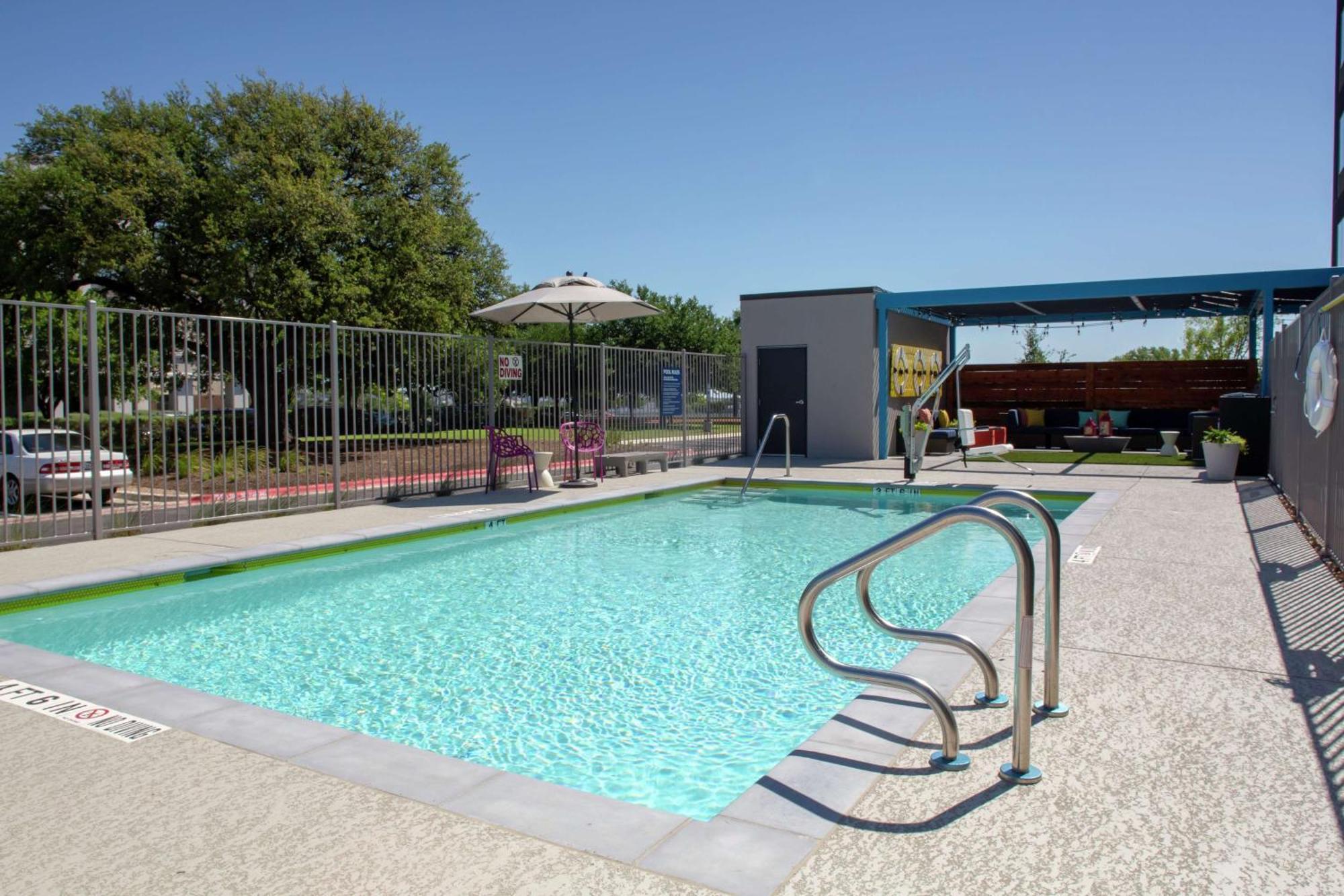 Tru By Hilton Round Rock Hotell Exteriör bild